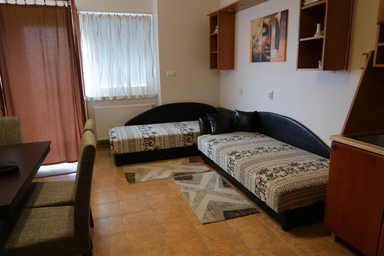 Eva Apartman Szigetvar Ngoại thất bức ảnh
