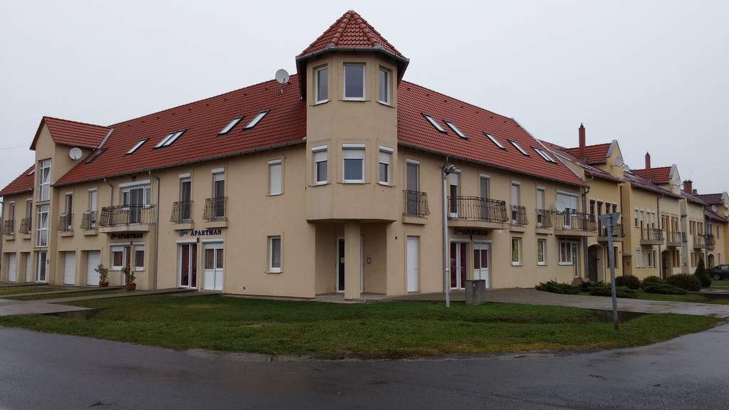 Eva Apartman Szigetvar Phòng bức ảnh